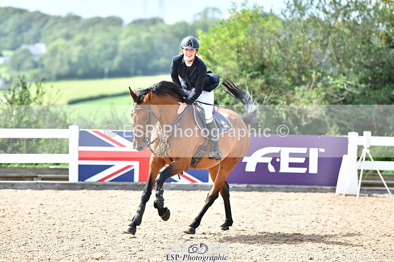 230819A-144432-00856 - Cls 31 85cm Amateur Qualifier