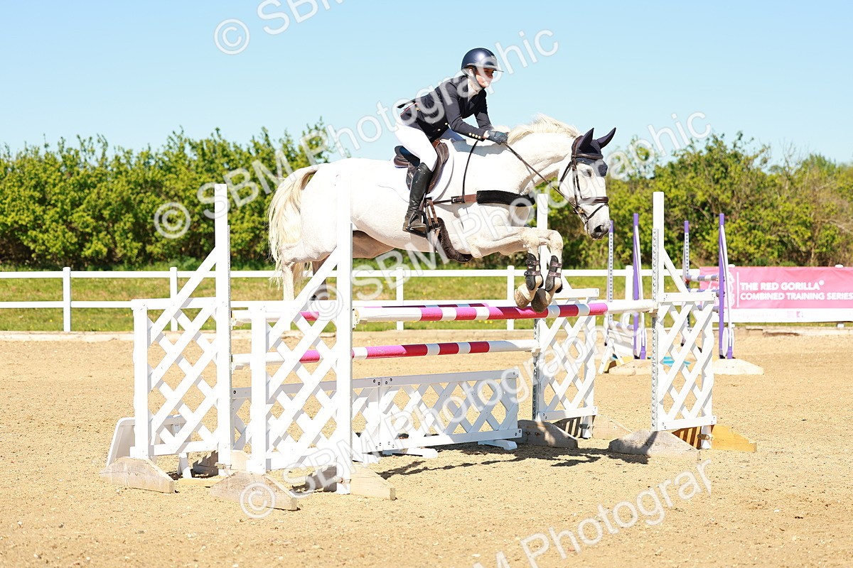 SBM_001713 - Class 5 - Senior Foxhunter - 1.20m