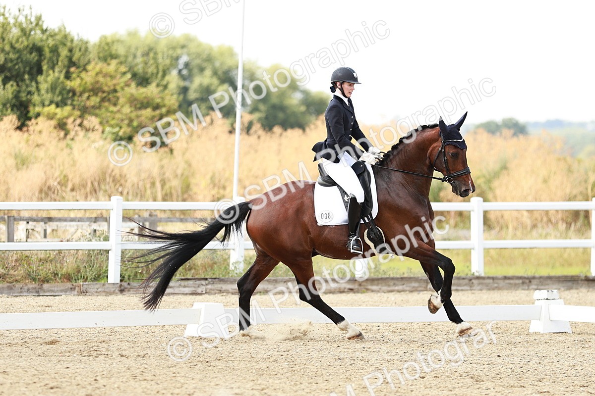 SBM_004266 - Class 7 - Advanced Medium 6 Gold - 14.52-16.00