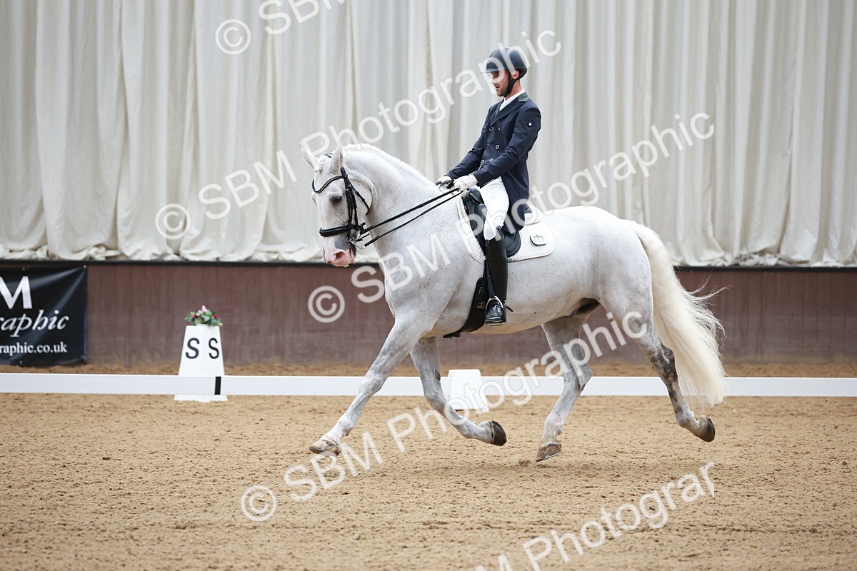 SBM_008627 - Class 14 - FEI PSG - 9.30-10.30