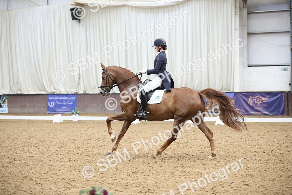 SBM_004368 - Class 9 - FEI Inter 1 Gold - 15.55-16.43