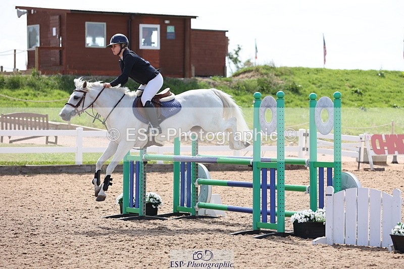 240629A-105523-04324 - Cls 17 Discovery and 90cm Open