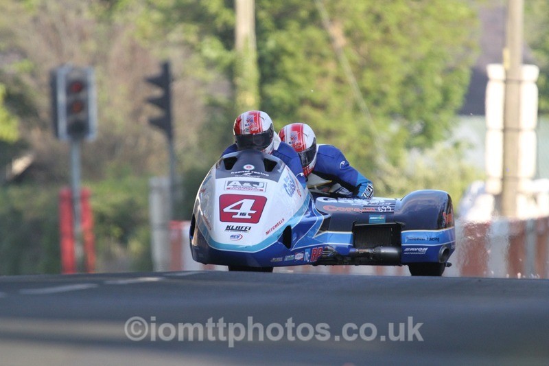 IMG_5431 - Thursday Practice - TT 2013 Side Car