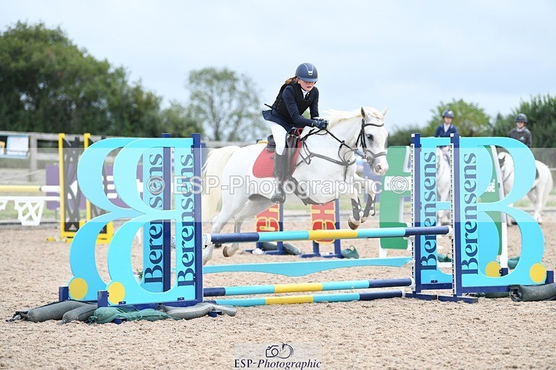 250807-132655-01176 - 80cm Round 2