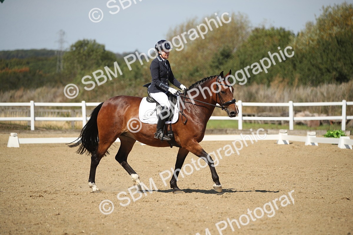 SBM_004980 - Class 11 - Novice 5 - 11.41-12.58