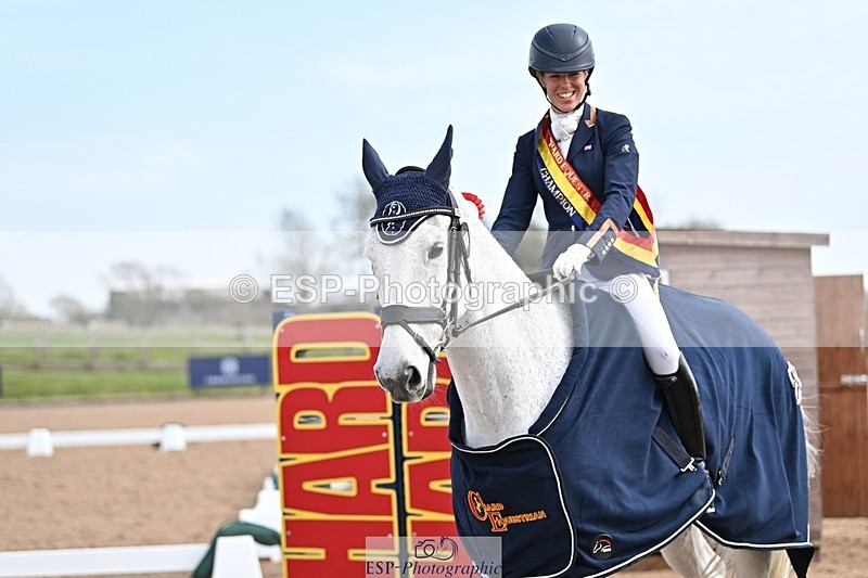 250403-134721-02183 - Cls 4 Freestyle Adv Medium Presentations