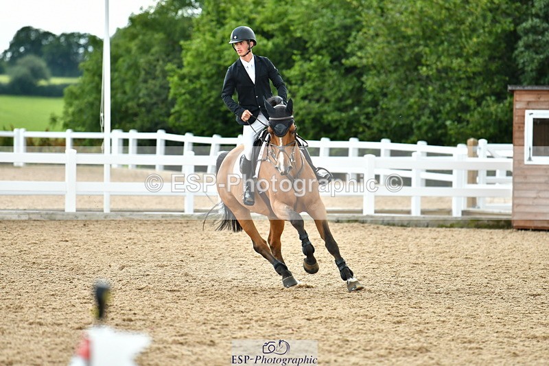 230721A-142522-06902 - Cls 22, 1 Star Gold 1.30m