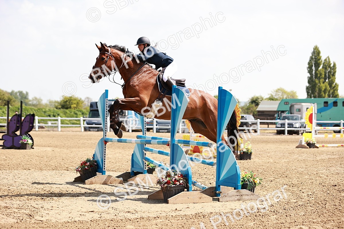  - Class 23 - Senior 1.05m