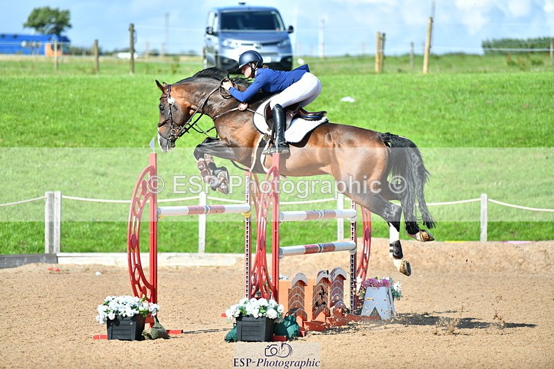 230723A-170455-13754 - Cls 8, 2 Star Medium 1.35m