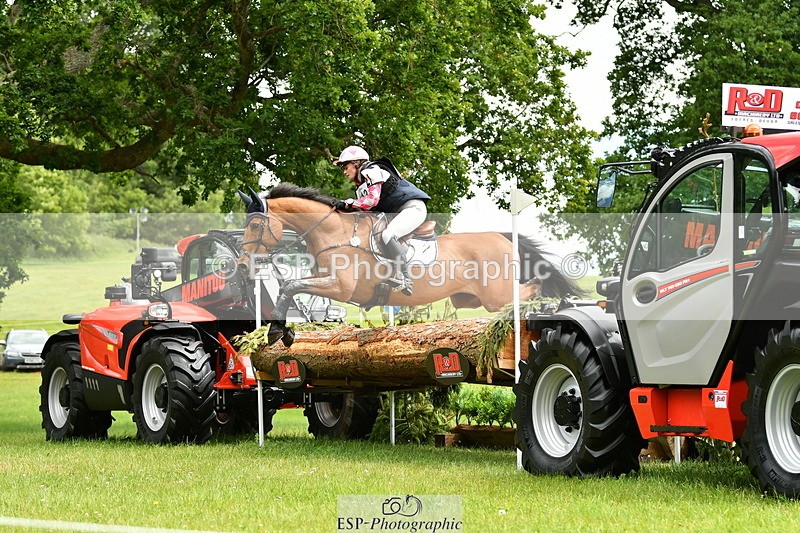 250525A-123633-16682 - D-413-Althea.Bleekman-GRANNCORD