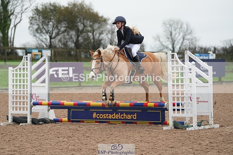 251116-095026-01430 - Cls 18 Clear Round 50cm