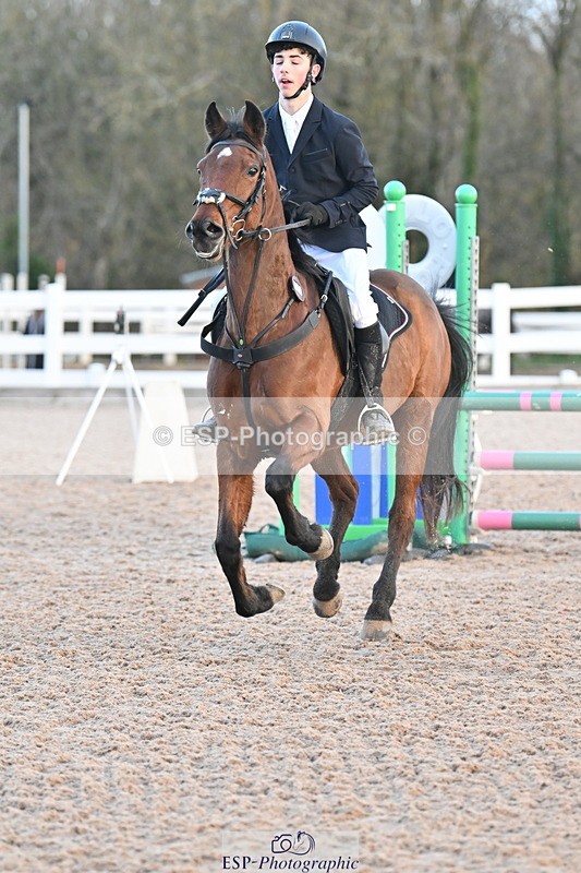 231119A-083530-04141 - Sun Cls 2 British Novice & 80cm Open