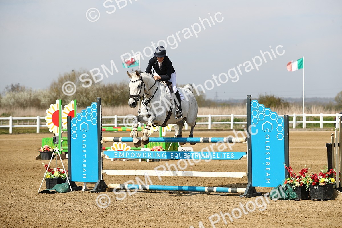 SBM_002494 - Class 10 - Senior Newcomers - 1.10m