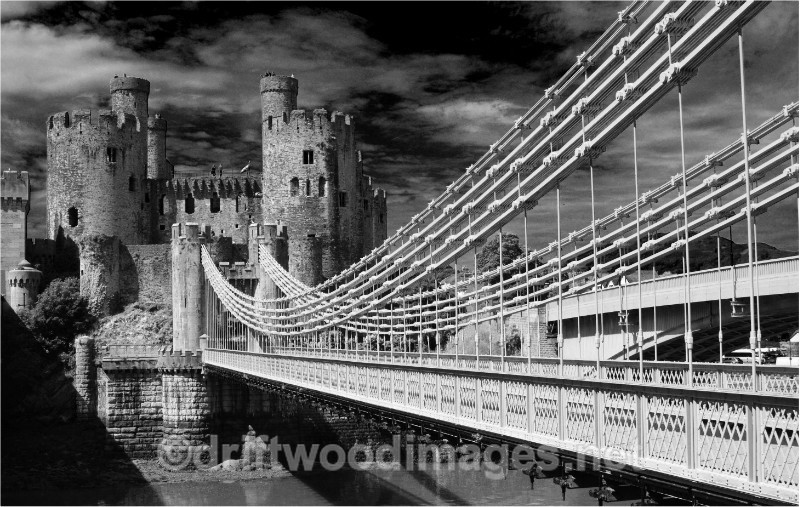 Conway suspension bridge 5 bw - Llandudno and Conwy, North Wales