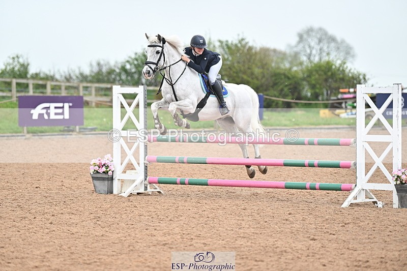 240505A-114244-04960 - Cls 3  Pony Discovery & 90cm Open