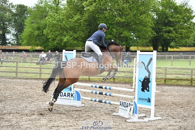 230512-094152-00371 - Cls 10 Snr 85cm Schooling