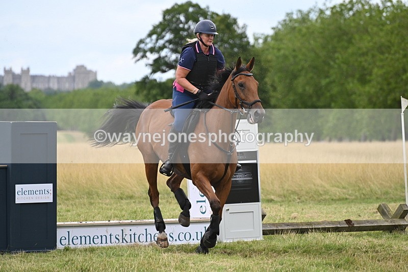 WJ6_5010 - Time at Jump 13:04 to 13:34
