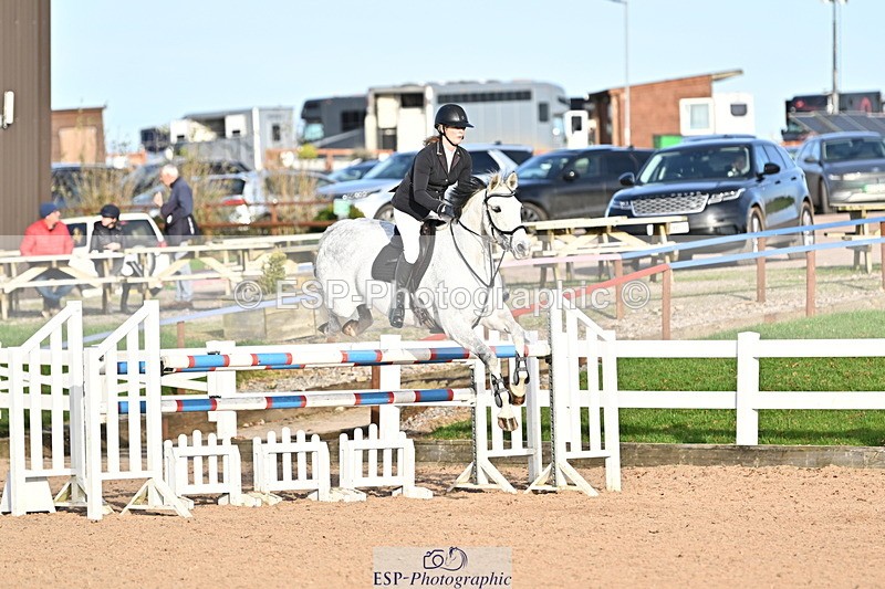 241113A-142026-00855 - Cls 05A&B Snr Fox & 1.20m Open