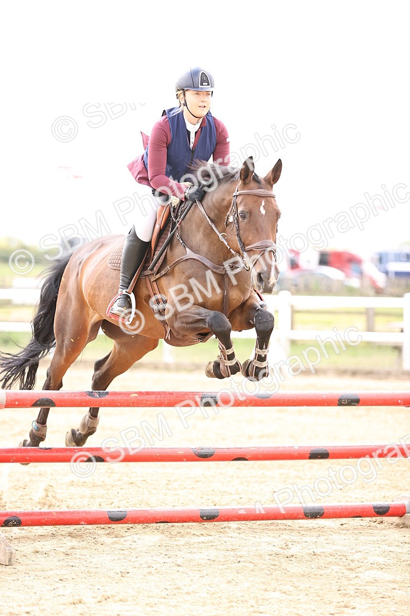 SBM_004113 - Class 3 -  Senior British Novice - 90m Open