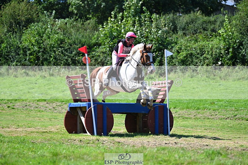 240811A-150400-05650 - 210-