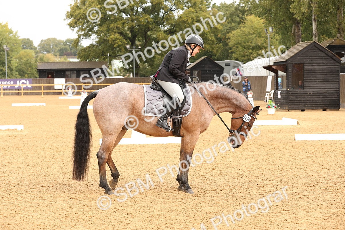 SBM_40599 - D6 - Small Tour Championship Intro 4