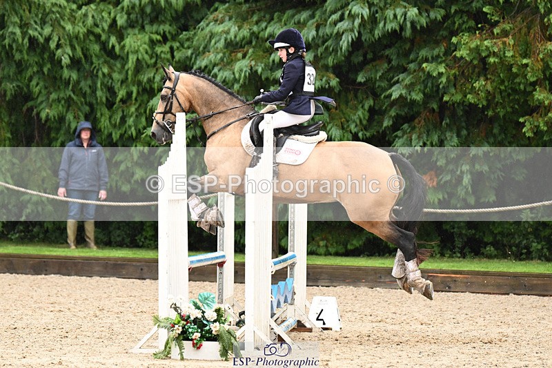 240824X-100803-23527 - 70cm Round 2 9.30 to 10.30