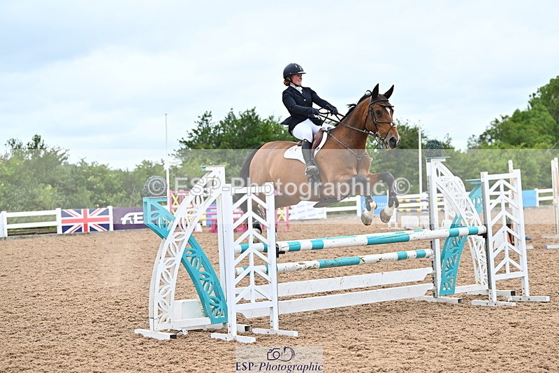 240703A-110313-00106 - Cls 02 Snr Disc & 1.00m Open