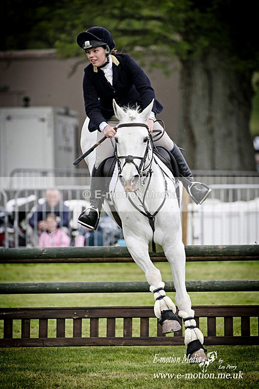 SO050519 0928a - Equestrian