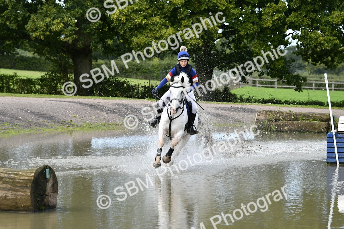 SBM_04353_E2 - B Eventers Challenge 70cm - Stacey