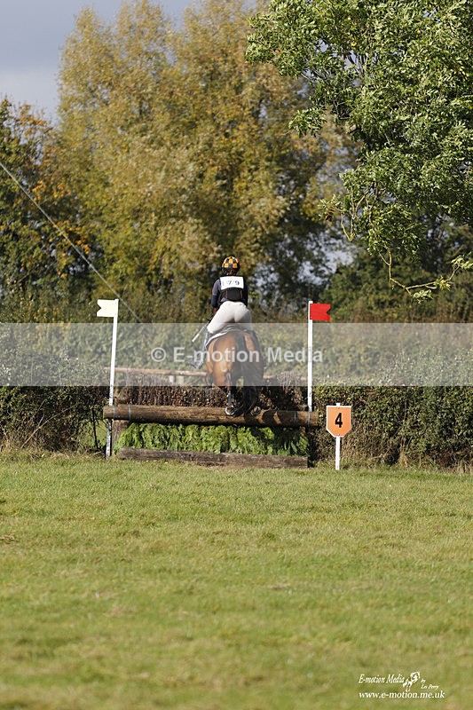  WWHT 171021 3194 - Intermediate (0.90m)  17/10/21