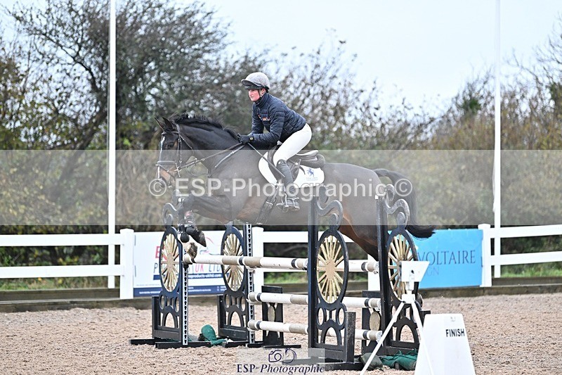 241127-102652-00175 - Cls 02A&B Snr Disc & 1.00m Open