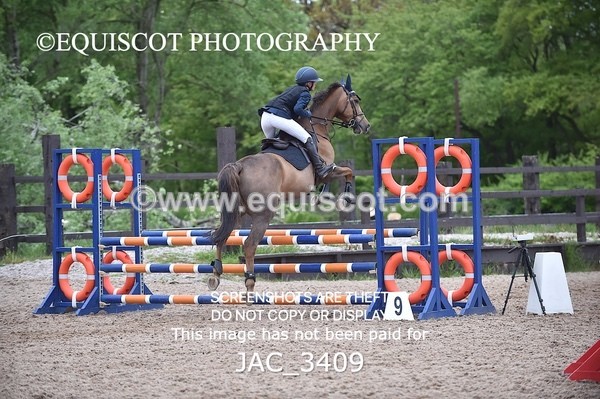 JAC_3409 - CLASS 4 Senior BritiNovice/ 90cm Open