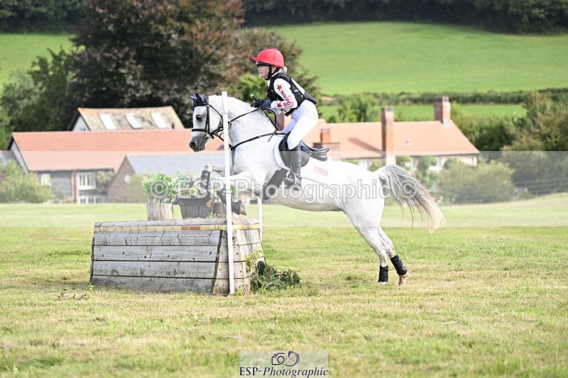 240825X-105648-31496 - 70cm XC 10.00 to 11.00