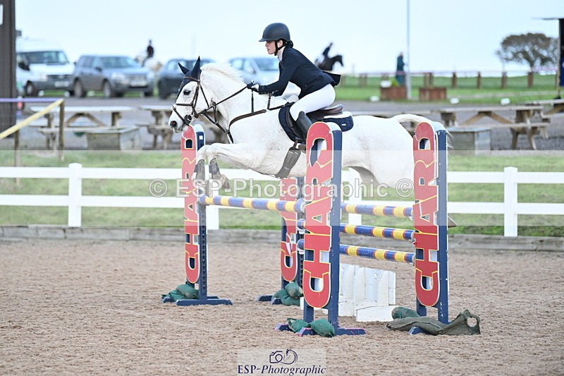 231119A-143845-06142 - Sun Cls 9 National 1.15m