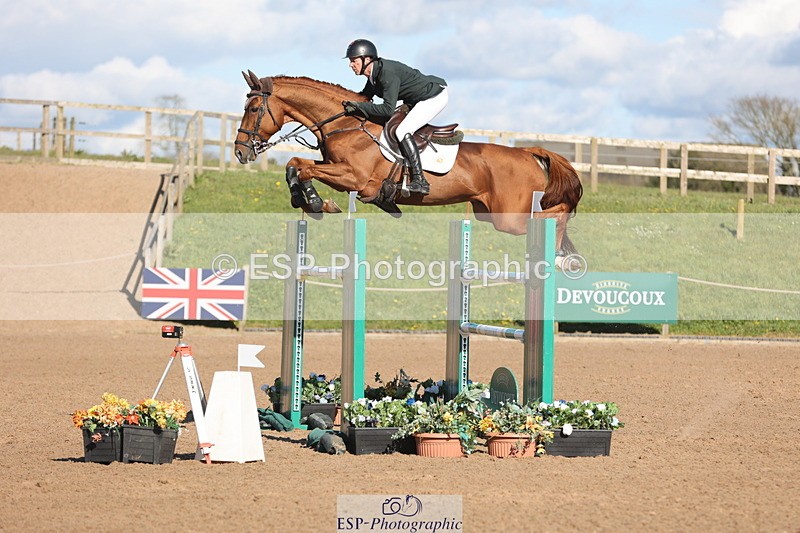 240419A-170338-09573 - Cls 10, 2 Star Big Tour 145cm  Break to End