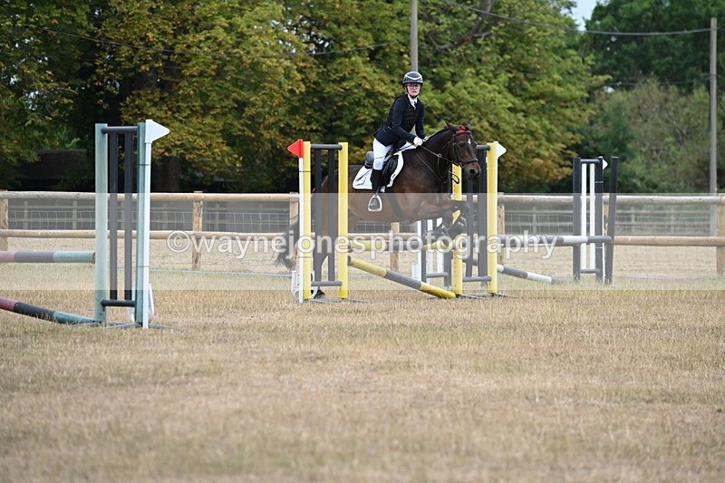 WJ6_0563 - Class 14 Intermediate Jumping 75cm