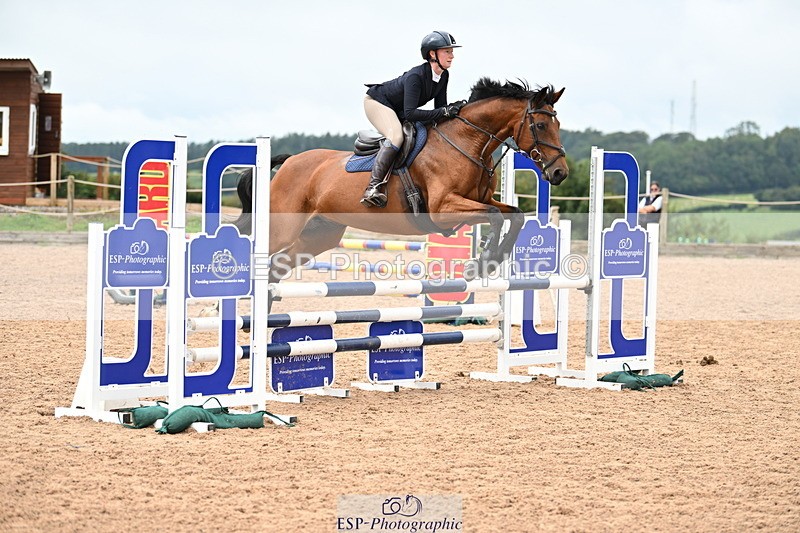 240908A-130026-03856 - Cls 15 U21 Intro 90cm-1.00m  Team Comp