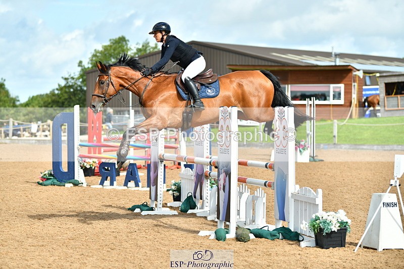 230811A-102619-03322 - Cls 14 A&B Snr Disco & 1.00m Open