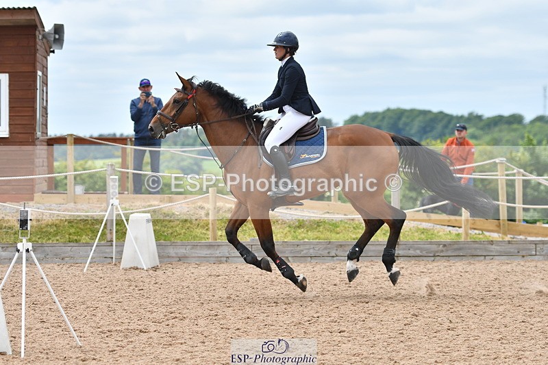 240609A-140907-06032 - Cls 19 Snr Foxhunter and 1.20m Open
