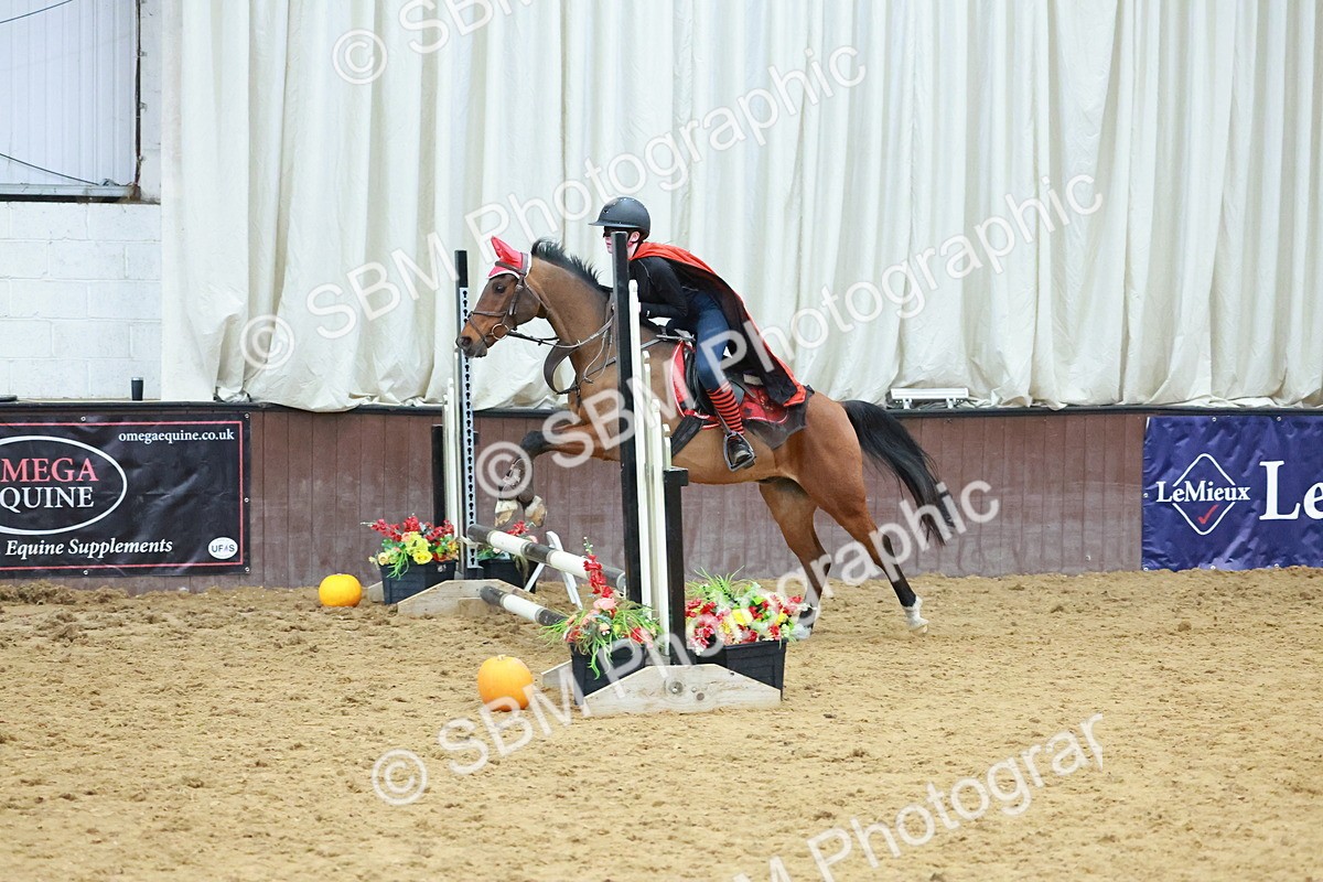 SBM_003085 - Class 4 - Pairs