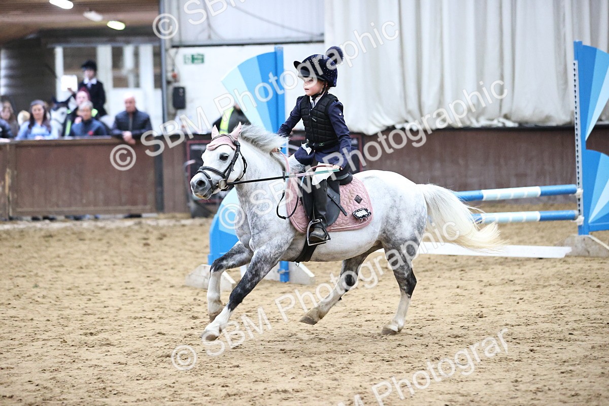 SBM_001397 - Class 5 - Henlow Veterinary Hospital 70cm