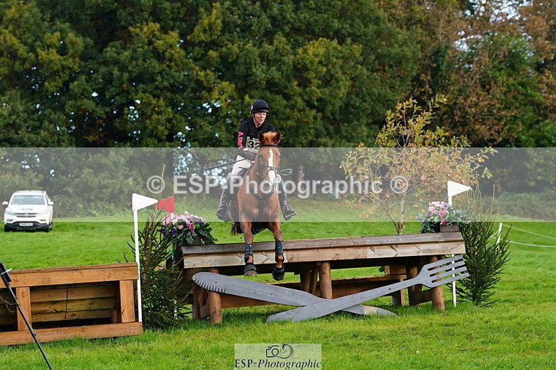 251025A-094058-15954 - D-321-Kirstie.Deakin-Main