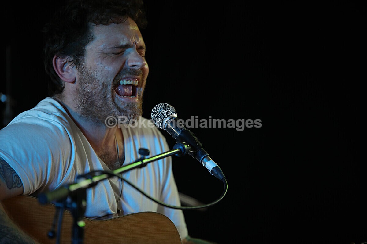 FOLK N BLUES-239 - FOLK and BLUES SEPT 2022