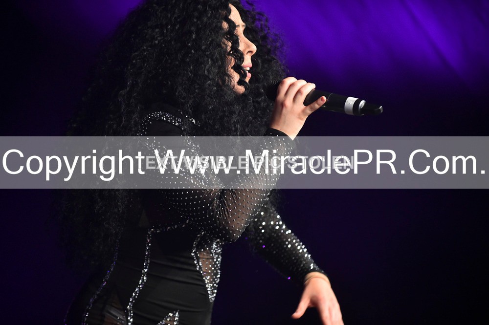 SH4_6800 - The Cher Experience