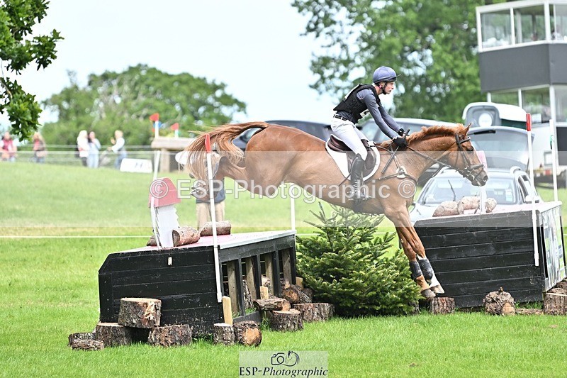 240525-153554-16384 - 221-LAGANS_RICE_STAR-Oliver_Thompson