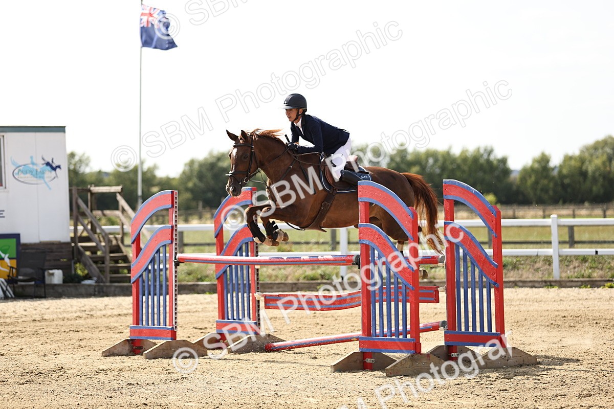 SBM_005162 - Class 6 = Senior Newcomers - 1.10m Open