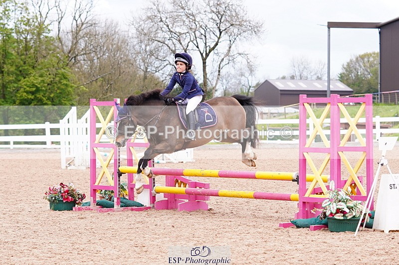 240506A-141310-09443 - Cls 17 Club 60cm