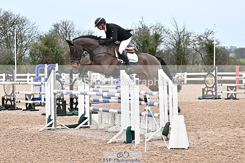 250129-121825-00333 - Cls 04 Snr Newc & 11.0m Open