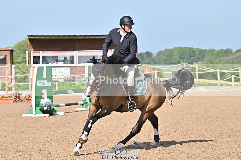 240509A-100357-00760 - Cls 8 Foxhunter