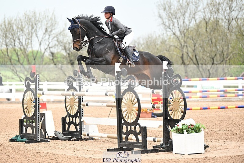 250424-123841-04398 - Cls 21 - 1 Star Gold Tour